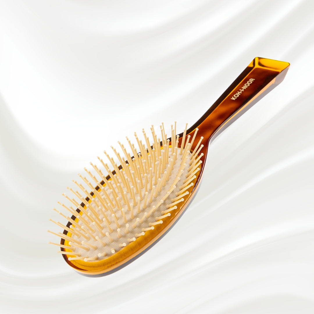 109 KOH-I-NOOR Jaspe large oval hairbrush with brown tortoiseshell acetate handle, and synthetic pins; KOH-I-NOOR's gold logo stamped on the handle