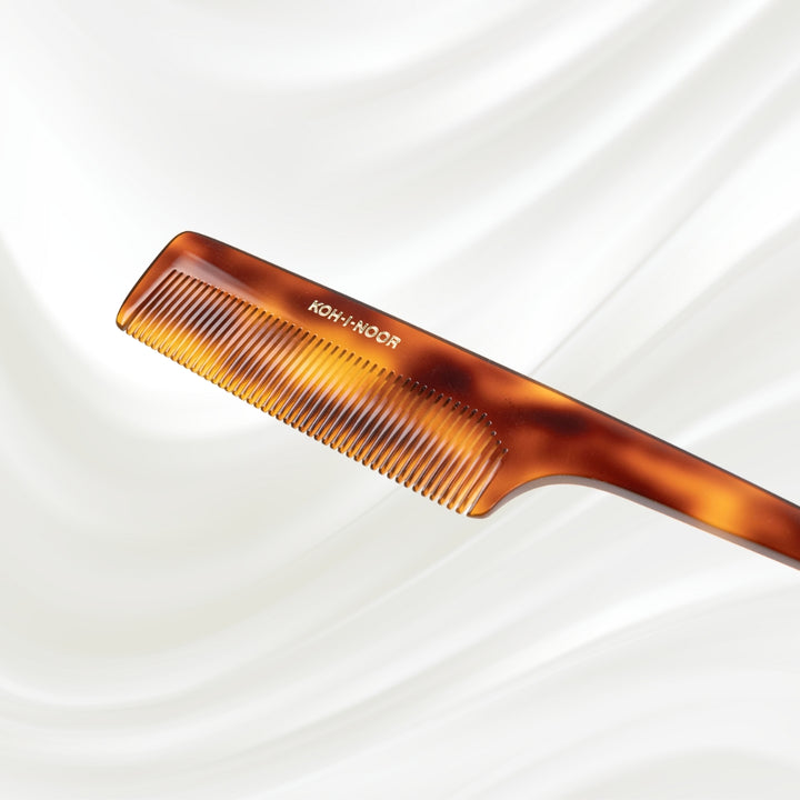 Jaspè Rat Tail Comb with Close Spread Teeth