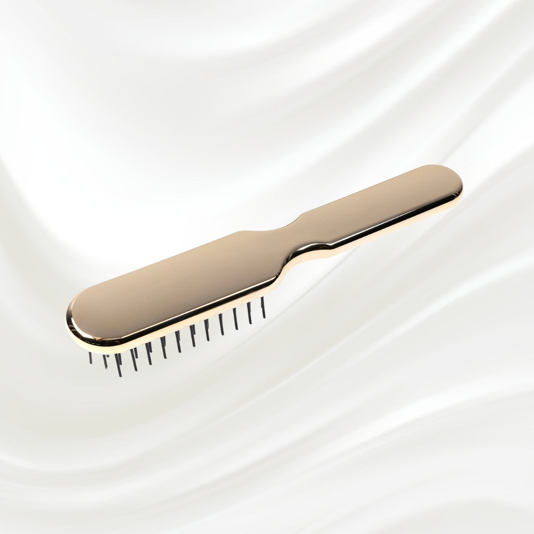 7114G KOH-I-NOOR Metallic styling brush with gold plated handle; KOH-I-NOOR's logo stamped on the handle