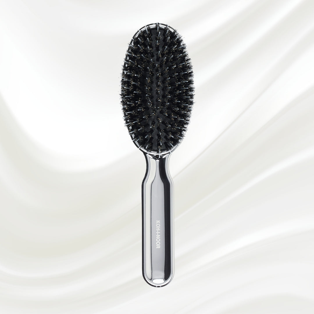 7118KK KOH-I-NOOR Metallic hairbrush with chrome plated handle, and boar and nylon bristles; KOH-I-NOOR's logo stamped on the comb